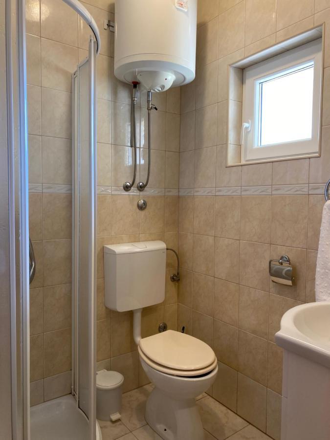 Apartments Mikecin Novigrad  Eksteriør billede