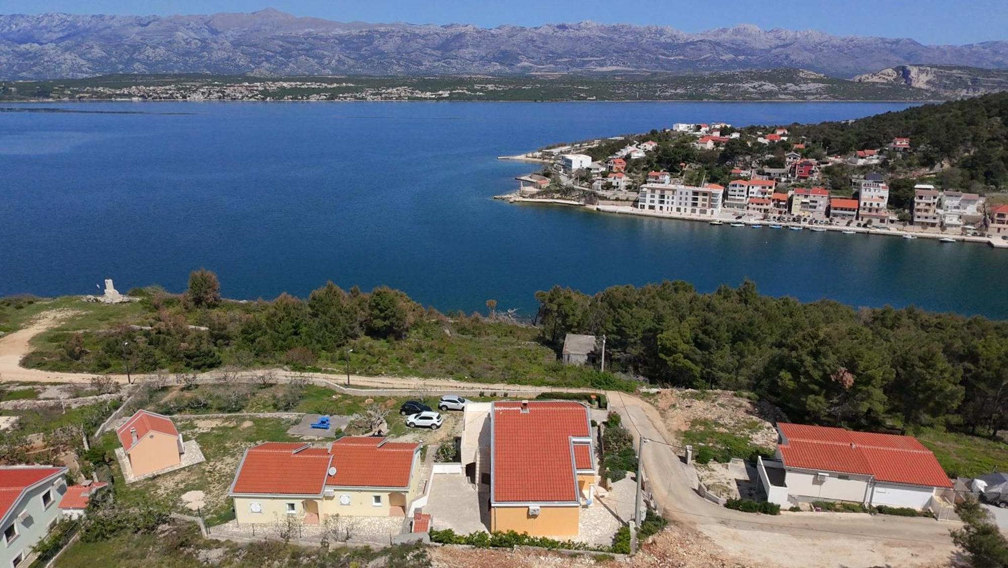 Apartments Mikecin Novigrad  Eksteriør billede